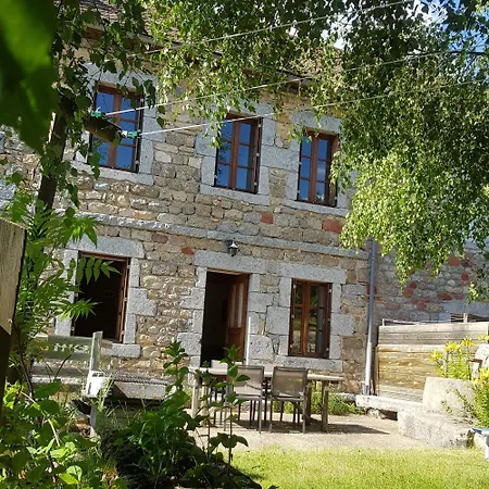 Tatil Evi A La Campagne 3 * Proche A75 En Margeride. *