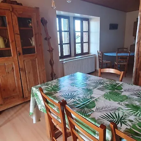A La Campagne 3 * Proche A75 En Margeride. La Roche (Lozere)
