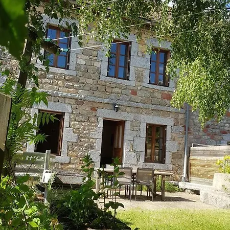 A La Campagne 3 * Proche A75 En Margeride. Tatil Evi La Roche (Lozere)